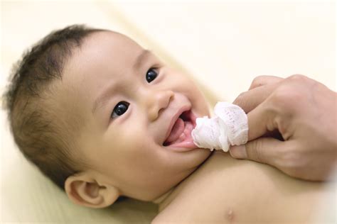 Baby Born With Teeth Is It Normal Being The Parent