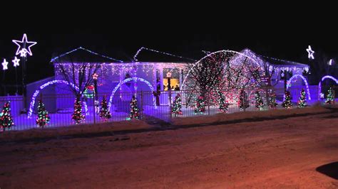 With 50 individual rgb leds controlled by a microcontroller, thes… Xmas Light Display Synchronized to Music - 3 - YouTube