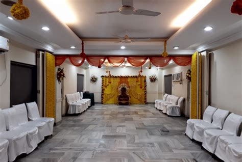 Indoor Party Hall Of Somnath Hall In Gariahat Road Kolkata Photos