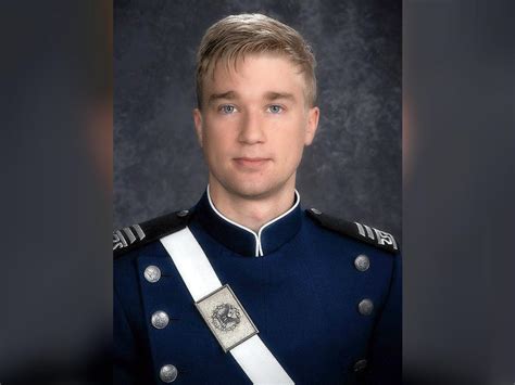 Air Force Academy Cadet Dead After Skydiving Accident In Colorado Cbs