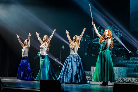 Celtic woman is a musical group from dublin, ireland comprising five irish women with a repertoire that ranges from traditional celtic tunes to modern songs. Celtic Woman delights Shea's crowd with 'Voices of Angels' - The Buffalo News