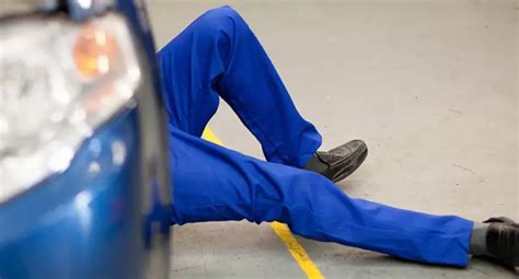 Mechanic And Automotive Clothing Rental And Laundry Clean