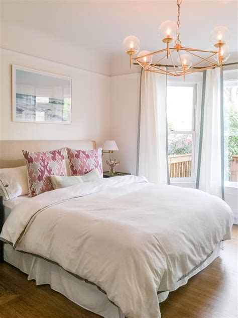 Home » blog » feng tips » mirrors & feng shui in the bedroom. Feng Shui in the Bedroom: All About the Bed