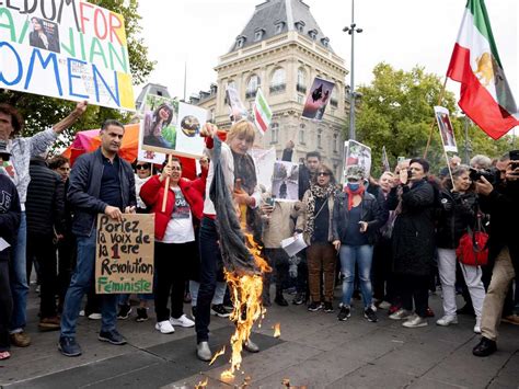 protesters take to the streets around the world in solidarity with iranian women npr