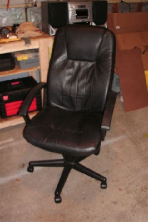 Hack An Office Chair Into A Hill Billy High Chair 10 Steps