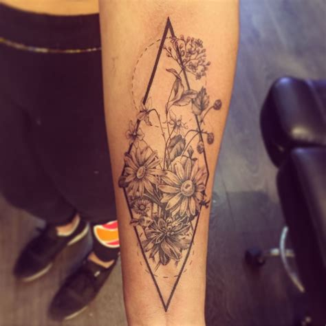 Amelia April Daisy Tattoo Designs Tattoos Wildflower Tattoo