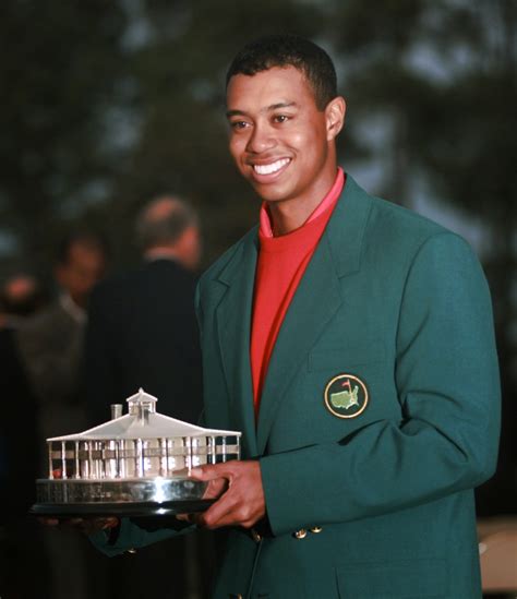 Scratch Hit Sports Tiger Woods Wins At August 2005 Masters