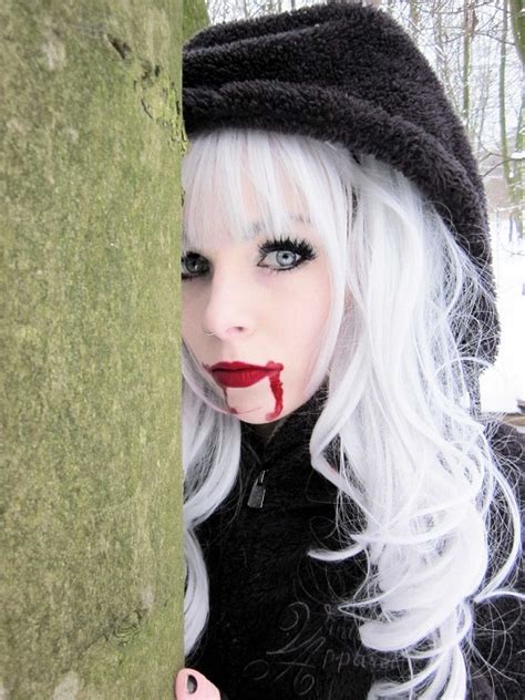 Ira Vampira Emo Girl Scene Queen Pastel Goth White