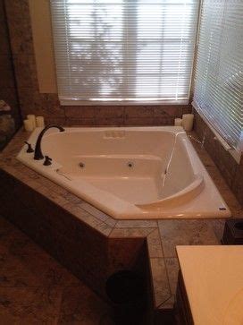 Within jacuzzi bathtubs, we carry various bath therapy options including whirlpool and soaking to what are the shipping options for jacuzzi bathtubs? Corner Jetted Tub Design Ideas, Pictures, Remodel and ...