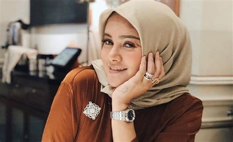 Yuk Intip Artis Cantik Yang Berasal Dari Banjarmasin Indahnya