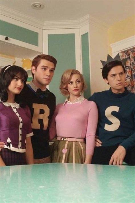 7 easy ways to diy your riverdale group costume for halloween riverdale halloween costumes tv