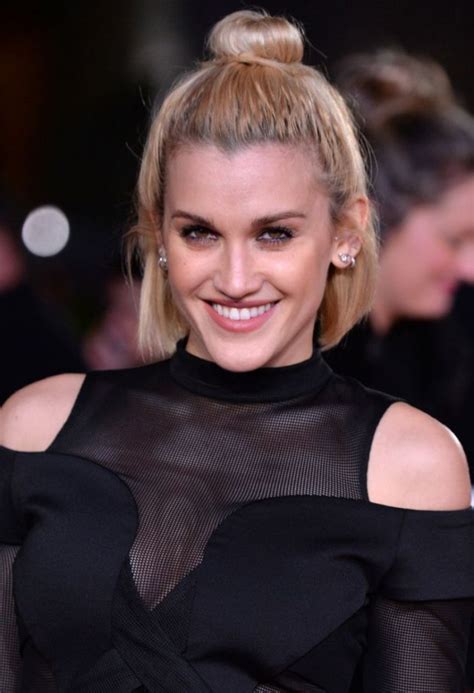 Pictures Of Ashley Roberts