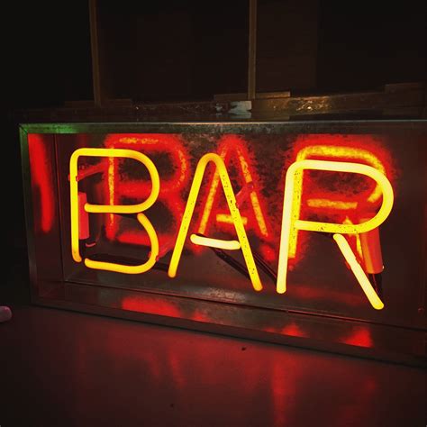 Red Neon Mounted Plug In Bar Sign With Metal Box European Plug