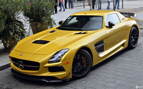 This is the new mercedes sls amg for people who like trackdays or just fancy trading some gt qualities to unlock even bigger thrills. Mercedes-Benz SLS AMG Black Series - 21 september 2014 ...