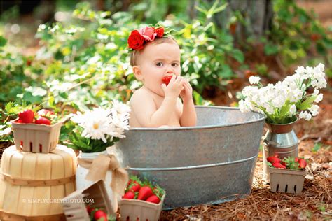 Newnan Baby Photographer Atlanta Strawberry Bath Photographer Willow