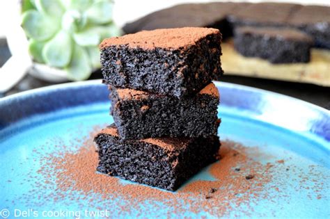 I try to keep my kitchen stocked with this crucial ingredient, but sometimes i quickly run out when i'm recipe testing. Healthy Extra Moist Chocolate Cake (flourless, no butter ...