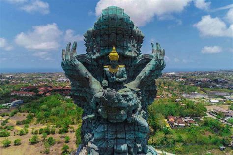 Sanur, pantai kuta, nusa dua, garuda wisnu kencana, pantai pandawa dan yang lainnya. Megahnya Garuda Wisnu Kencana, Patung Tertinggi Ketiga di ...