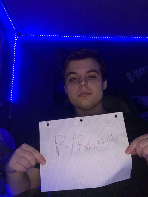 roast me you reddit nerds 18 loves video games r roastme