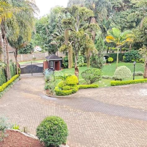 For Sale Magnificent 5 Bedrooms House On 06 Acre Plot Nyari Estate