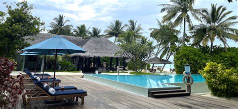 Hotel Review Naladhu Private Island Maldives In The Republic Of