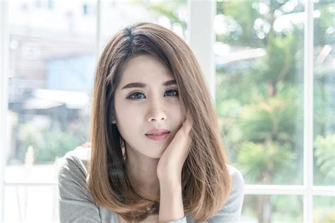 Gaya rambut perempuan pendek keriting. Tampil chic dengan 30 model rambut pendek sebahu - All ...