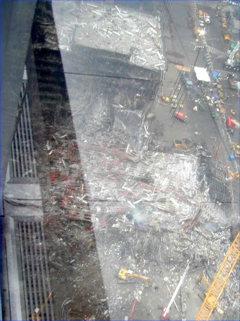 Photos World Trade Center September 13 2001 Graphic Intensive