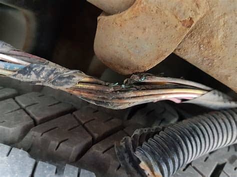 Dodge RAM 1500 Questions - why dont my tail lights works ...