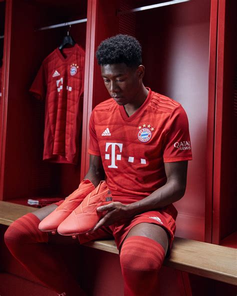 The matchday revenue for the bavarian giants is a whopping $478m wit broadcasting rights valued at $814m. FC Bayern-Heimtrikot 2019/2020 von adidas - WILLYA ...