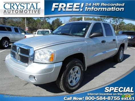 2006 Dodge Dakota Slt Quad Cab 4x4 In Bright Silver Metallic Photo 13