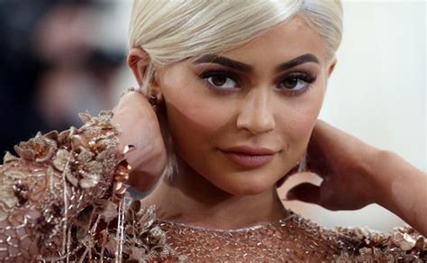 Kylie Jenner Is Richer Than Jay Z And Diddy And Kim Too The Washington Post