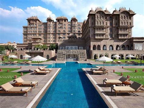 25 Great Hotels In Jaipur Places To Stay In Jaipur Condé Nast Traveller India