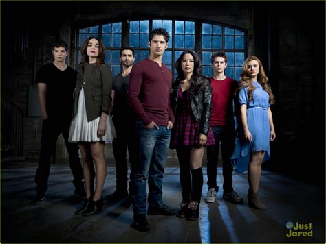 Teen Wolf Season 3b Exclusive Cast Photo Photo 623610 Photo