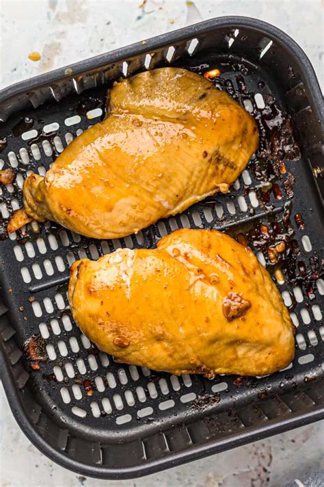 The spruce if you need to get a tasty, healthy meal on the table but just don't have a lot of spare time, t. Air Fryer Chicken Breast - Easy Chicken Recipes