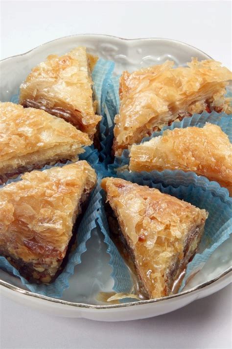 Here you can find healthier versions of your. Easy Baklava | Baklava recipe, Food recipes, Greek desserts