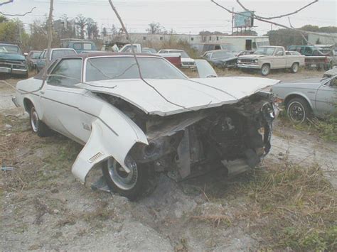 Wrecked 75 Cutlass Salon