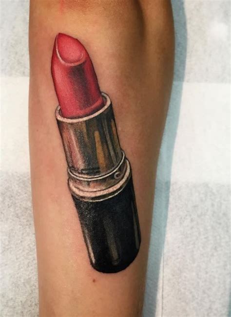 Realistic Lipstick Tattoo Inkstylemag Lipstick Tattoos Lip Tattoos