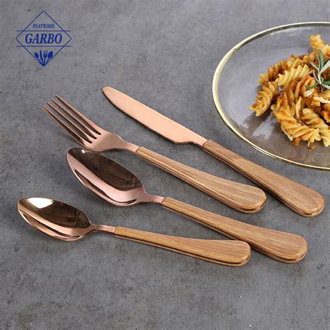 ECO Friendly Gold Stainless Steel Cutlery Set With Sandwich ABS Plastic