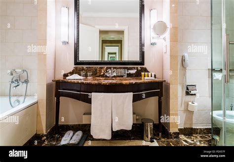 Marble Bathroom In Deluxe King Room Corinthia Hotel Budapest