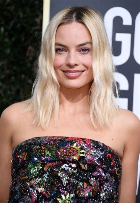 Margot Robbie Is The Most Beautiful Woman Alive I Wanna Hold Her Head