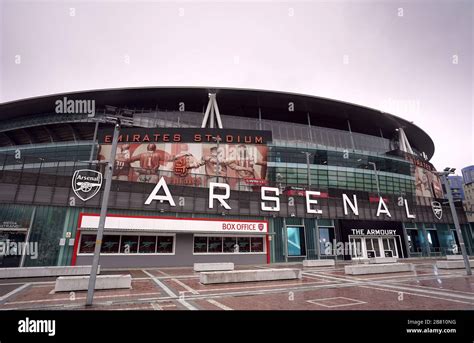 Arsenal Armoury Emirates Football Stadium Hi Res Stock Photography And