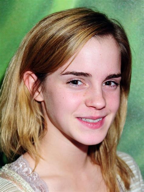 At the oxford branch of stagecoach theatre arts emma was trained as an actress. Emma Watson Without Makeup ~ Fashion And Styles