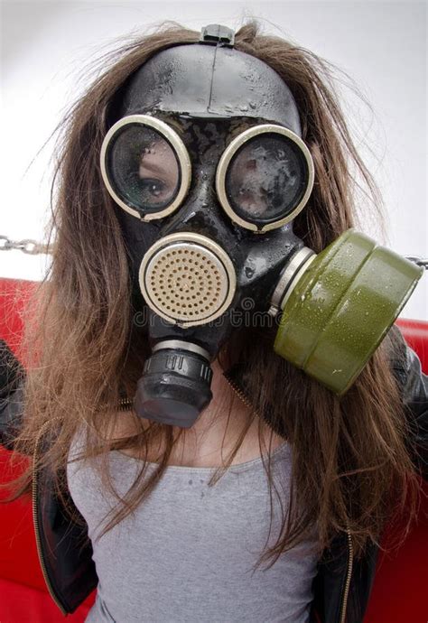 The Girl In A Gas Mask Stock Image Image Of Environment 21086323