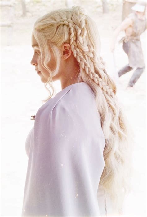 Os Penteados De Daenerys Targaryen Beleza Em Cachos