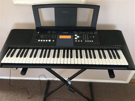 Sold Yamaha Psr E333 Electronic Keyboard In Waterlooville