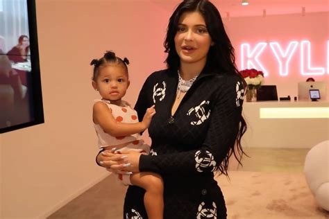 Kylie Jenner Kylie Cosmetics Office Tour Who Magazine
