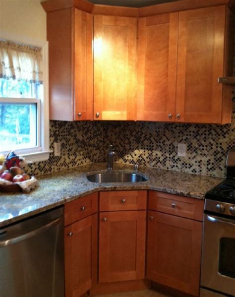 This way, you are free of all the hassles involved when it comes to designing those cabinetry systems for the corners. √ 25 Cool Corner Kitchen Sink Designs Best Ideas With Photos Gallery