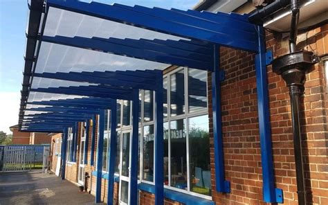 Wall Mounted Parent Waiting Shelters Canopies Uk
