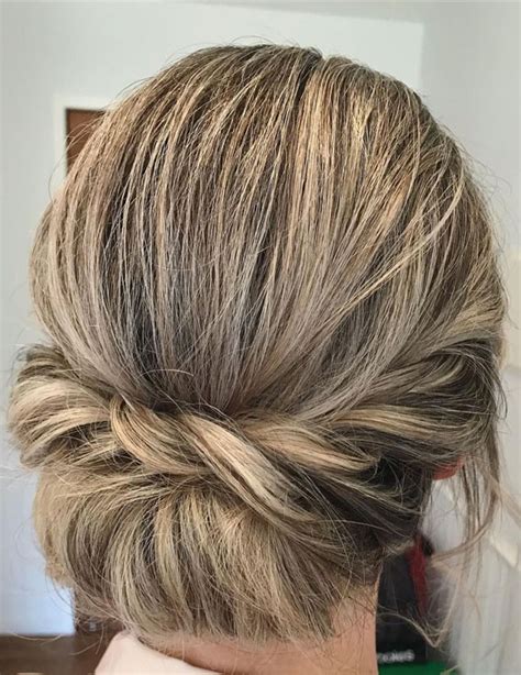 Update More Than 79 Easy Updo Hairstyles Super Hot In Eteachers