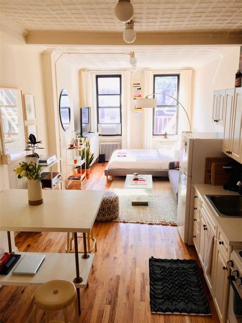A 250 Square Foot Nyc Studio Was A Home And Workspace For This Creative