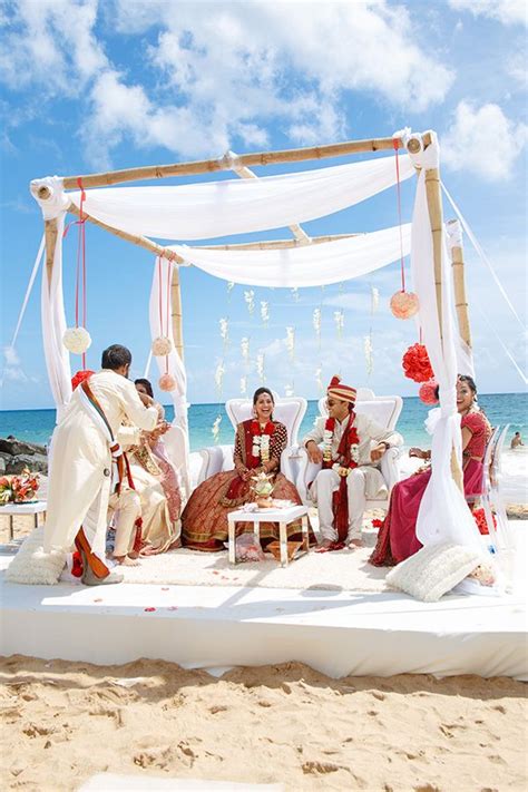 10 Reasons To Have An Indian Beach Wedding Indias Wedding Blog